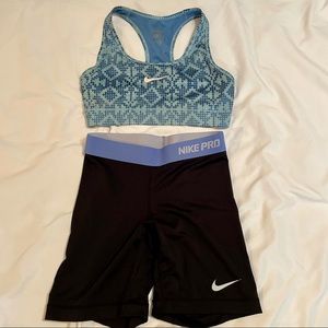 Nike Pro Set size XS previously loved but tons of life left. Smoke free home.